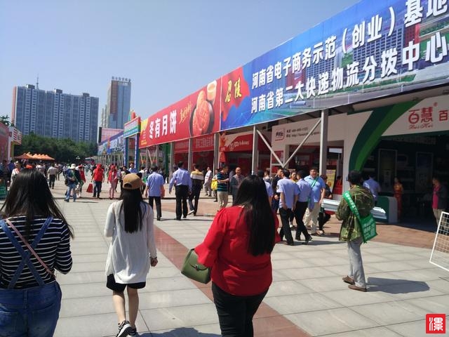 tqHd020B7TUgz3ih.jpg
