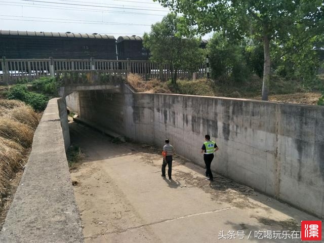 u32t27r3y3t94414.jpg