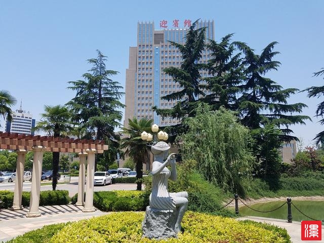 ft9ttOvoSptOOGSK.jpg